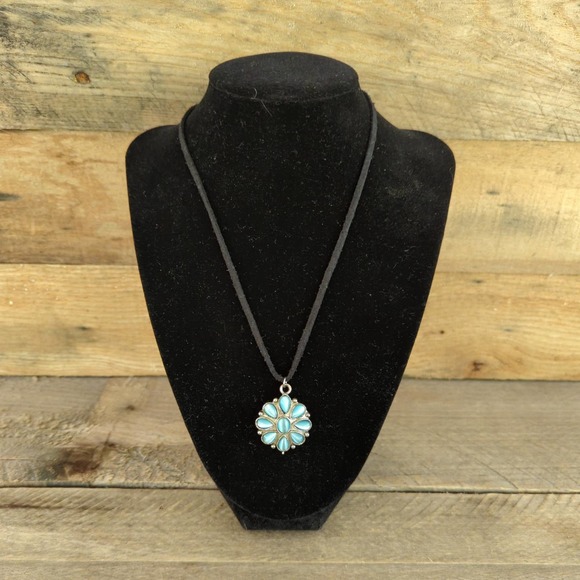 Vtg Silver-toned Flower Choker / Necklace w/ Blue Opalescent Stones / Black Cord - Picture 1 of 9